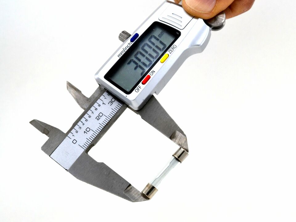 100 Adet 15 Amper 30mm Büyük Cam Sigorta 15A
