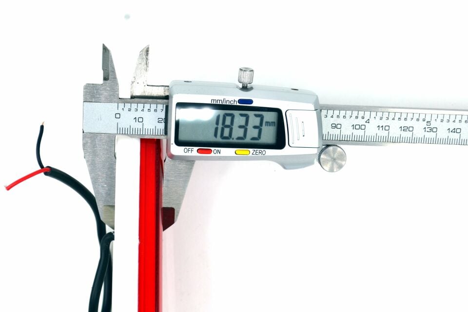 Dorse Karavan Neon Görünüm Led Sinyal İşaret Lamba Kırmızı 12V 24V