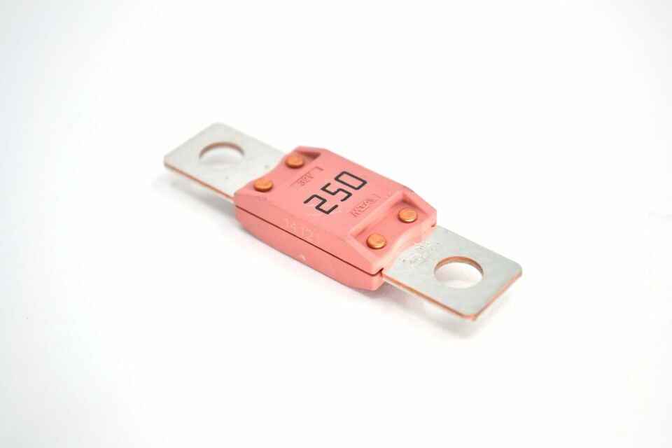 Mega Compact Sigorta 250A Pembe 250 Amper DC Bakır