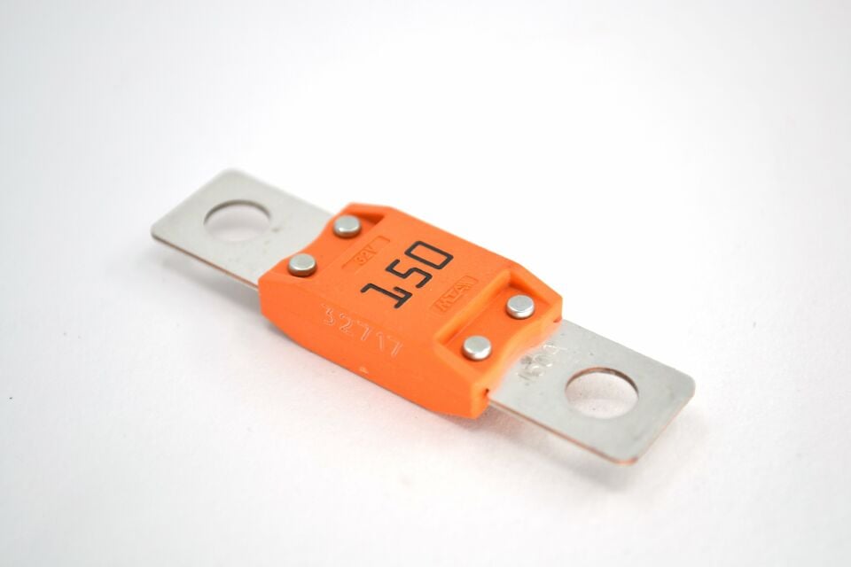 Mega Compact Sigorta 150A Turuncu 150 Amper DC Bakır