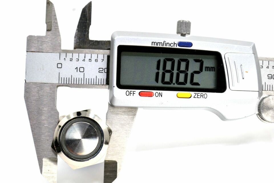 19mm Yaylı Metal Buton Yeşil Işıklı 1NO/1NC Anahtar 12V 24V MT-ANY24