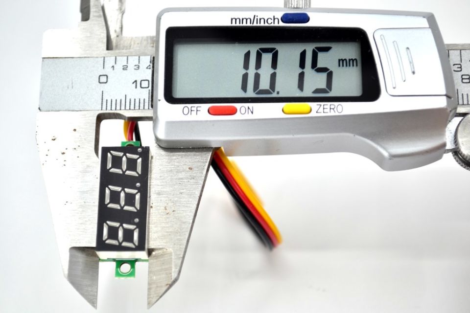 Dijital DC Voltmetre 0-100V Mavi Rakam Çerçevesiz Dikdörgen Küçük MT-GP11