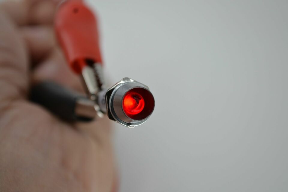 12V Mini Metal Göz Lamba Kırmızı Led Sinyal Uyarı Işığı MT-36