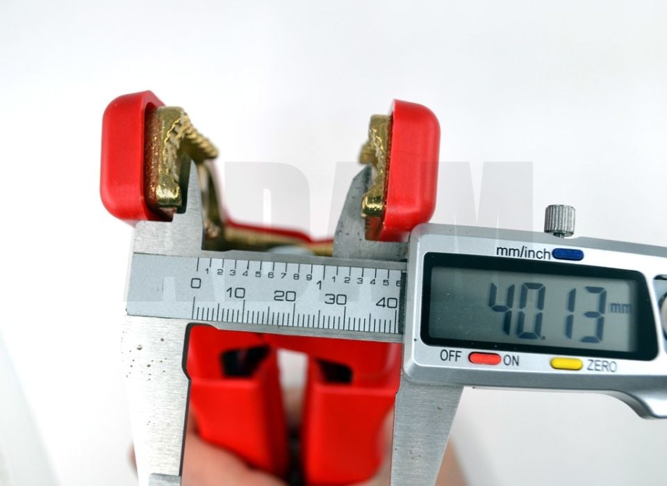Kırmızı Akü Takviye Pensesi 850A Maşa Tam İzolasyon Ağır Hizmet Döküm