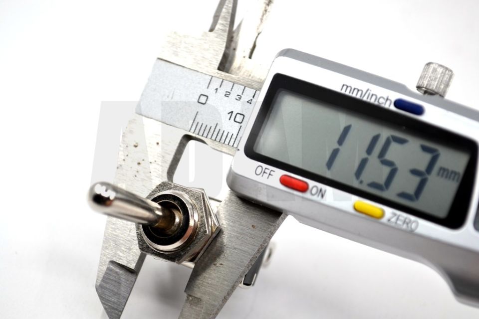 Toggle Switch 1-0-2 Yaylı Metal Anahtar 3 Fişli 25A MT-ANY25
