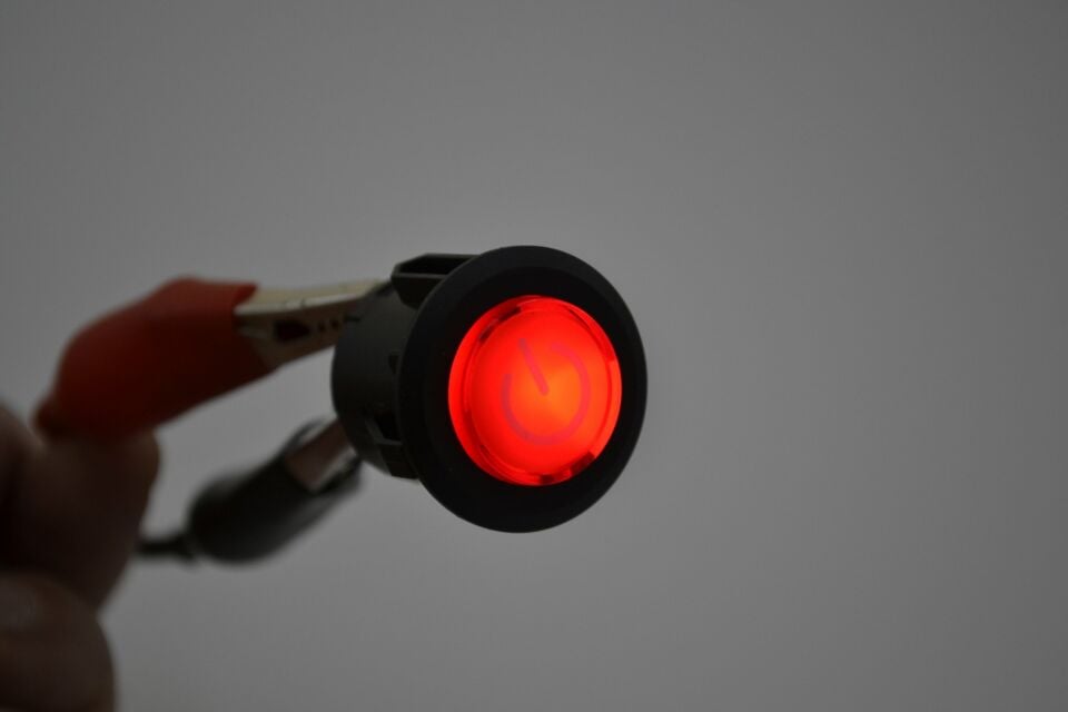 26mm 12V Kırmızı Işıklı POWER Logolu 1-0 Kalıcı Anahtar Yuvarlak MT-ANK34