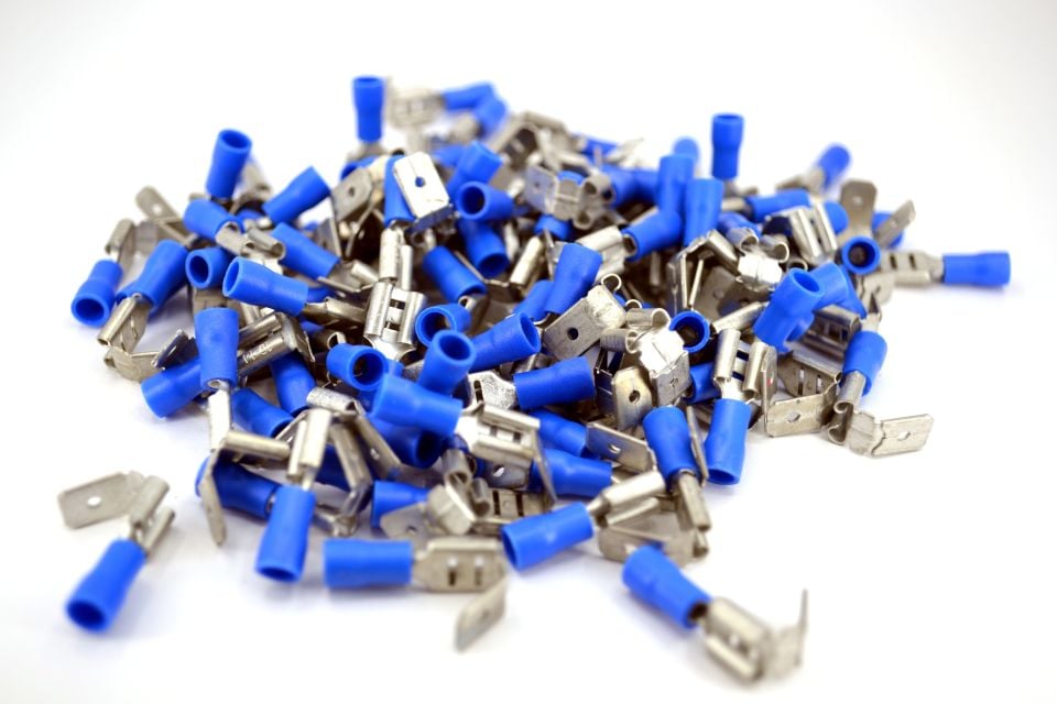 100 Adet 1,50-2,50mm Kablo Ucu 6,3 Erkek Dişi Dönüşlü Fiş Mavi Sıkmalı MT-SPGM63
