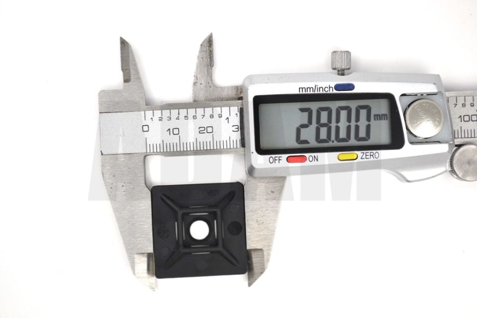 100 Adet Siyah 28x28 Yapışkanlı Kroşe Kablo Bağı Genişliği 4,8mm'e Kadar
