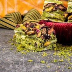 HÜNKAR-Turkish Delight with Pistachios and Pistachio Paste