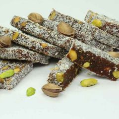 Cezerye Leaf with Pistachio