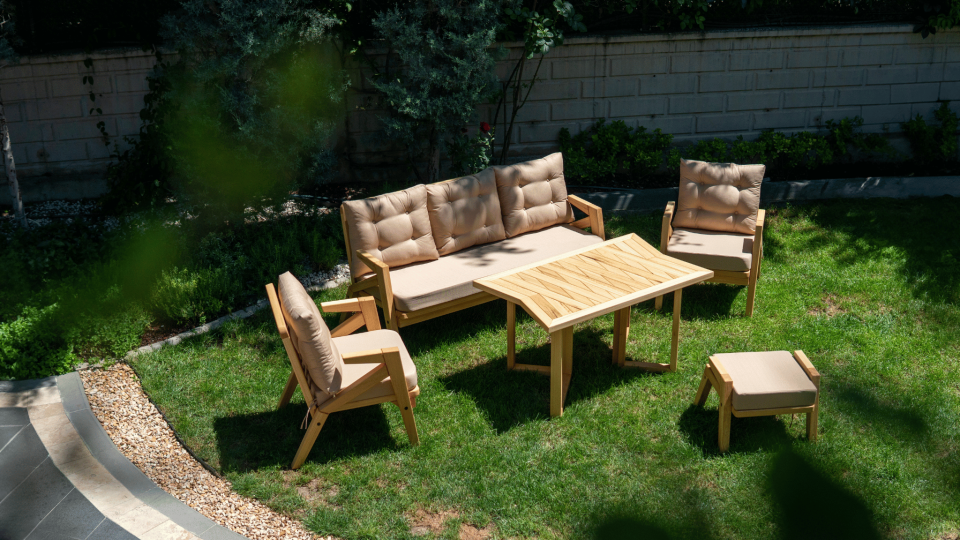 LİORA 2\'li Kahve Bahçe Mobilyası-Antrasit Minder 2+1+1+MASA Oturma Grubu Bench ve Berjer