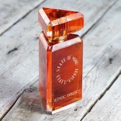 Aesthetic Turbulence Perfume 100 ml