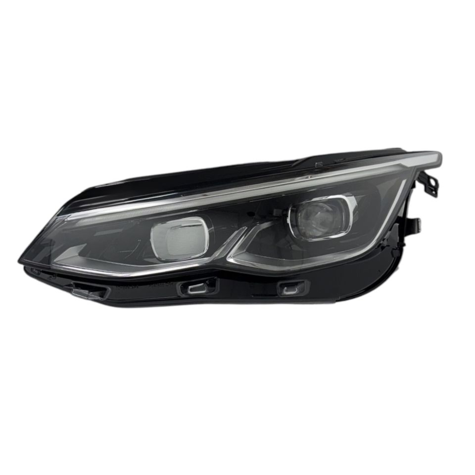 Volkswagen Far Golf 8 21-23 Sol (Xenon/Ledli/Beyin)