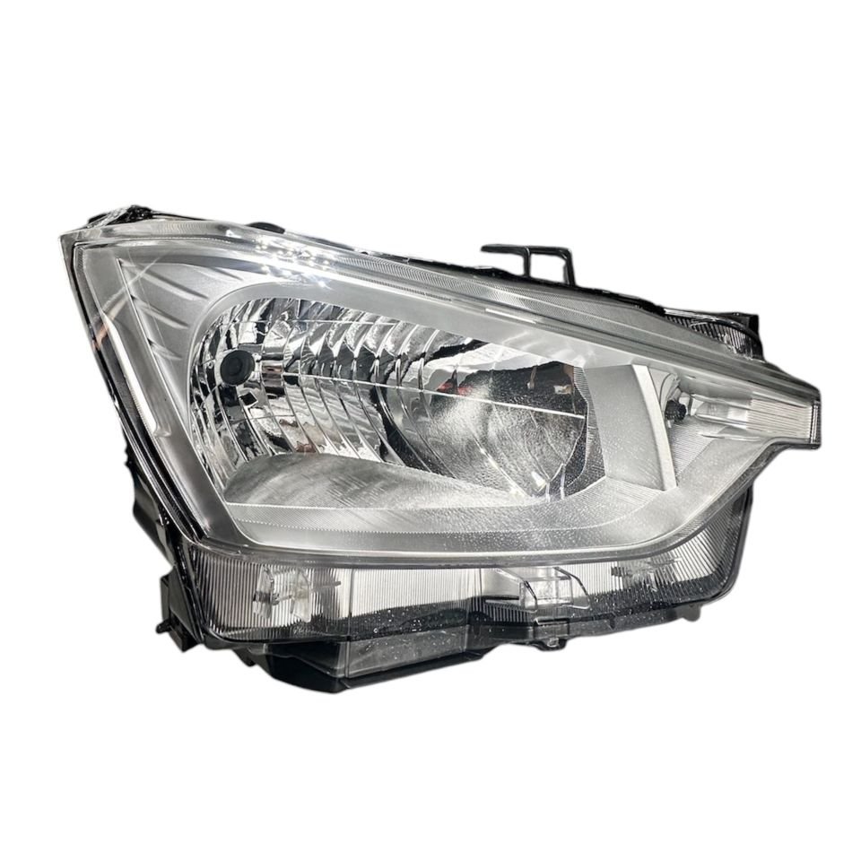 Isuzu Far D-max 20-24 Sağ (Merceksiz)