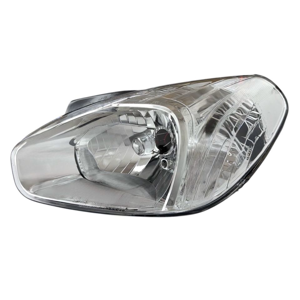 Hyundaı Far Accent Era 10-12 Sol (Beyaz Elektrikli)
