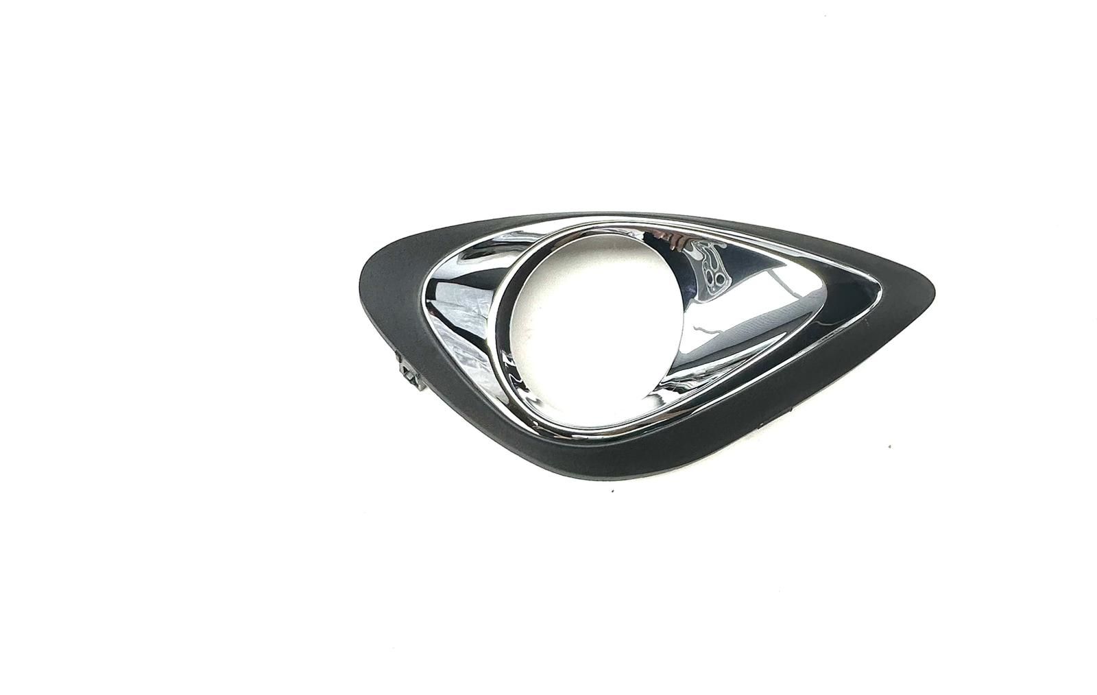 Nıssan Kapak Lamba Sis Micra 13-18 Sağ (Sisli)