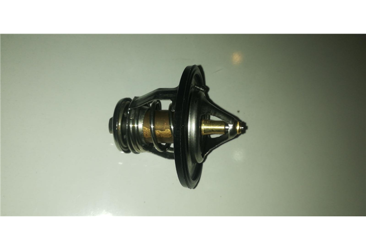 Hyundaı Termostat Accent Dizel 03-05/Elantra/Sportage/ Santafe 2,0 Dizel 00-06/Tucson 2,0 Dizel 00-06/Accent Era Dizel 06-11 (82 Derece)