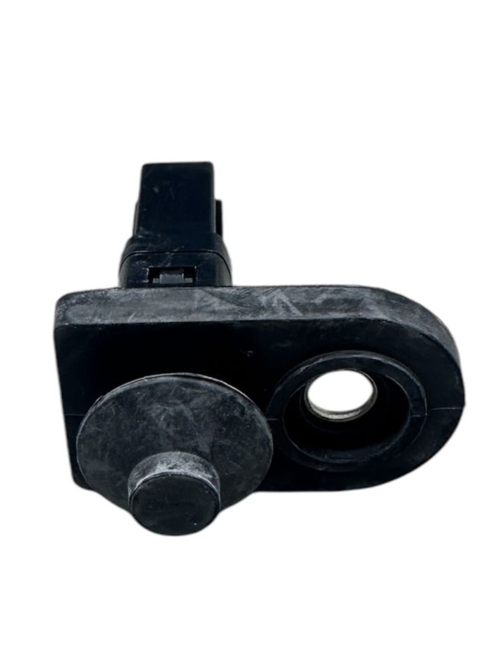 Hyundaı Buton Kapı Işık Accent 00-11/Getz 03-11/Elantra01-14/İ30 07-11/Rio 04-12/H1 04-12/Starex 04-12/Tucson 04-12/Sportage 04-12 Ön-arka Sol/Sağ