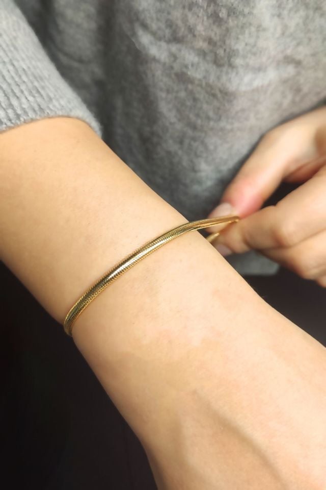 MOOM MÜCEVHERAT 14 Ayar Altın Bileklik Esneyebilen Her Bileğe Uygun Boyutta Ayarlanabilir