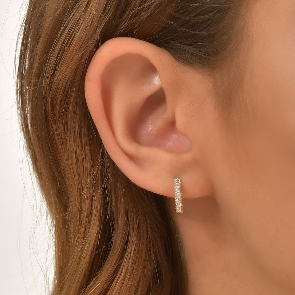 MOOM MÜCEVHERAT Kadın 14 Ayar Altın Küpe Minimalist Zirkon Taşlı Modern Halka Altın Küpe 12 mm