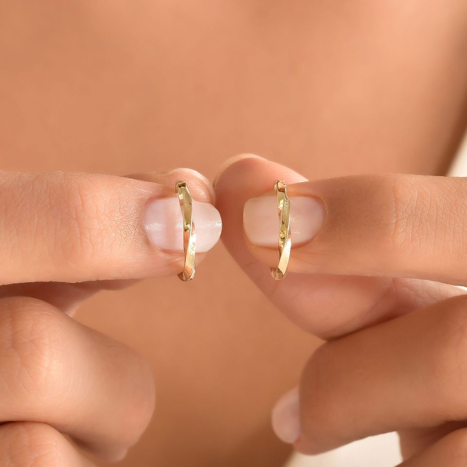 MOOM MÜCEVHERAT Kadın 14 Ayar Altın Küpe Minimalist Burgu Modern Halka Altın Küpe 15 mm