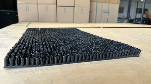 Çamurluk Antsprey Paspas 700X400 BELGELİ