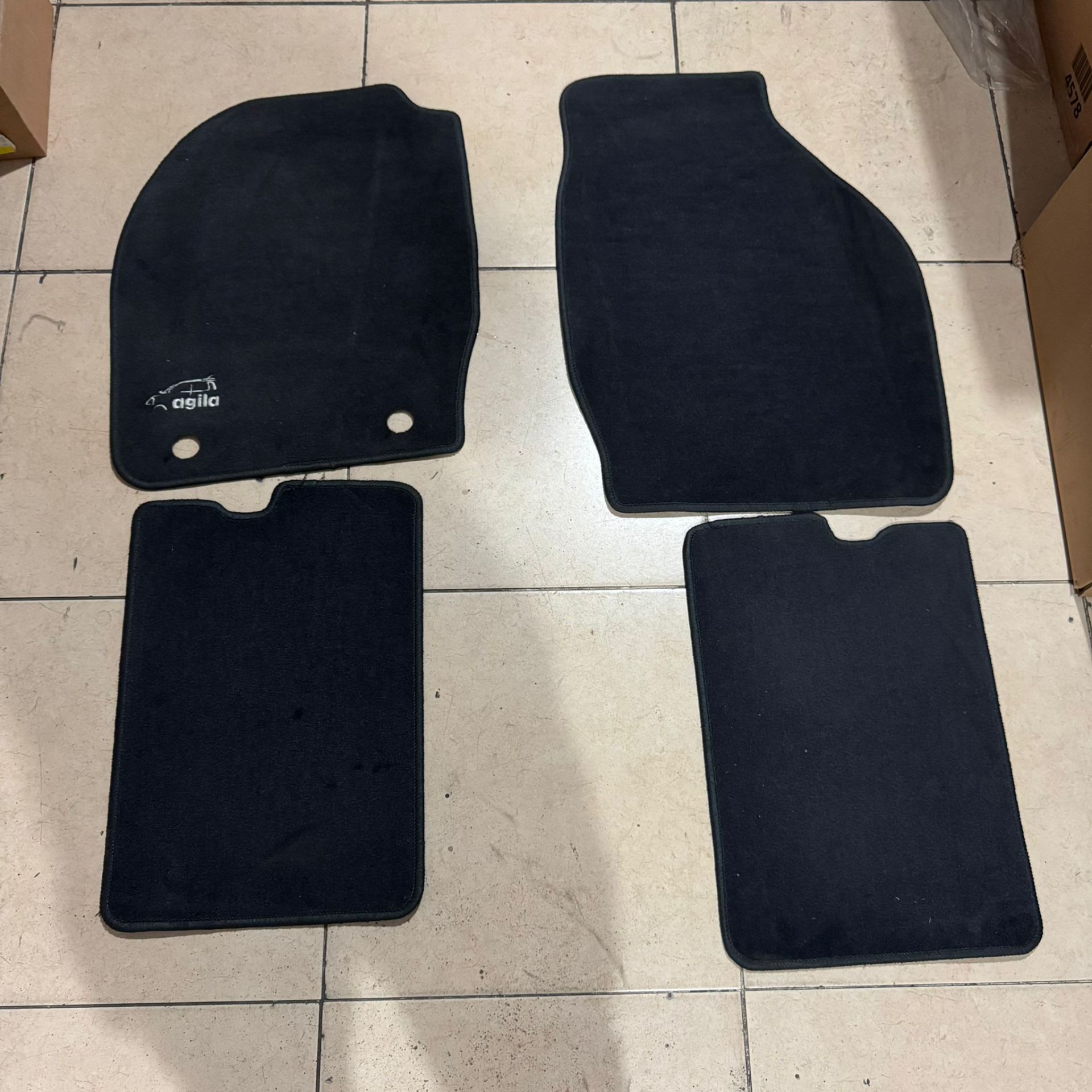 Opel Agi̇la Halı Paspas Takımı Gm Marka