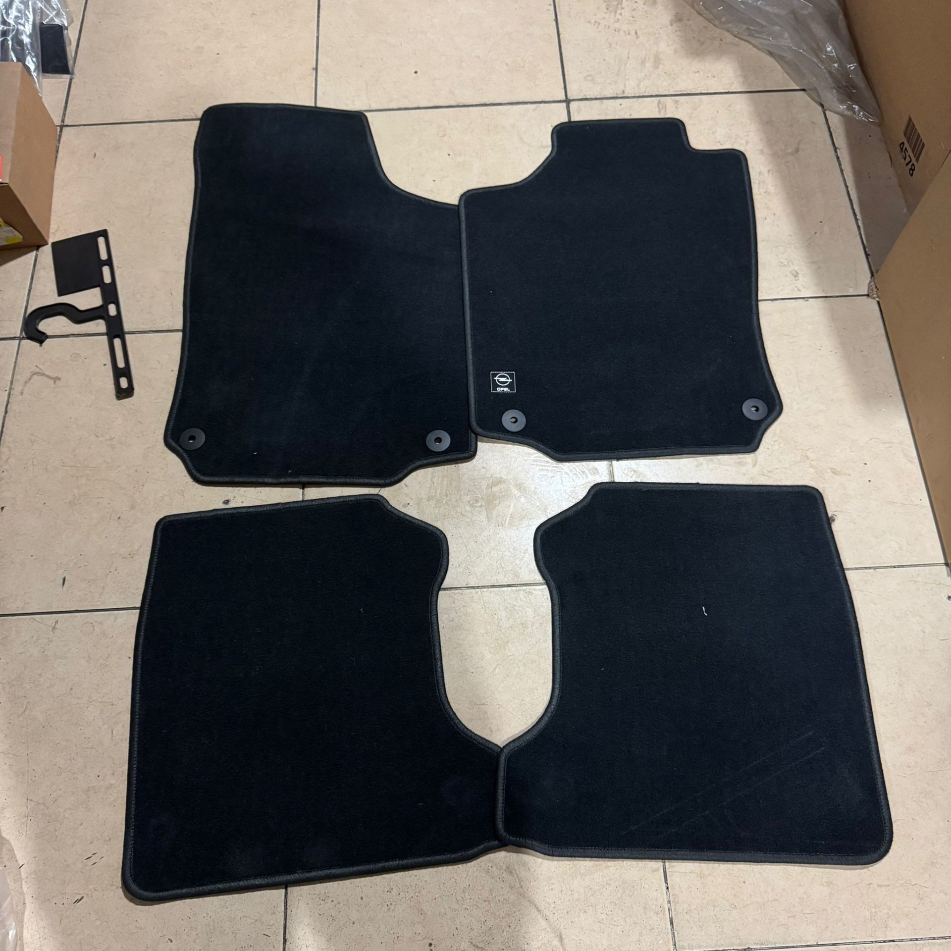 Opel Combo C Hali Paspas Takımı Gm Marka