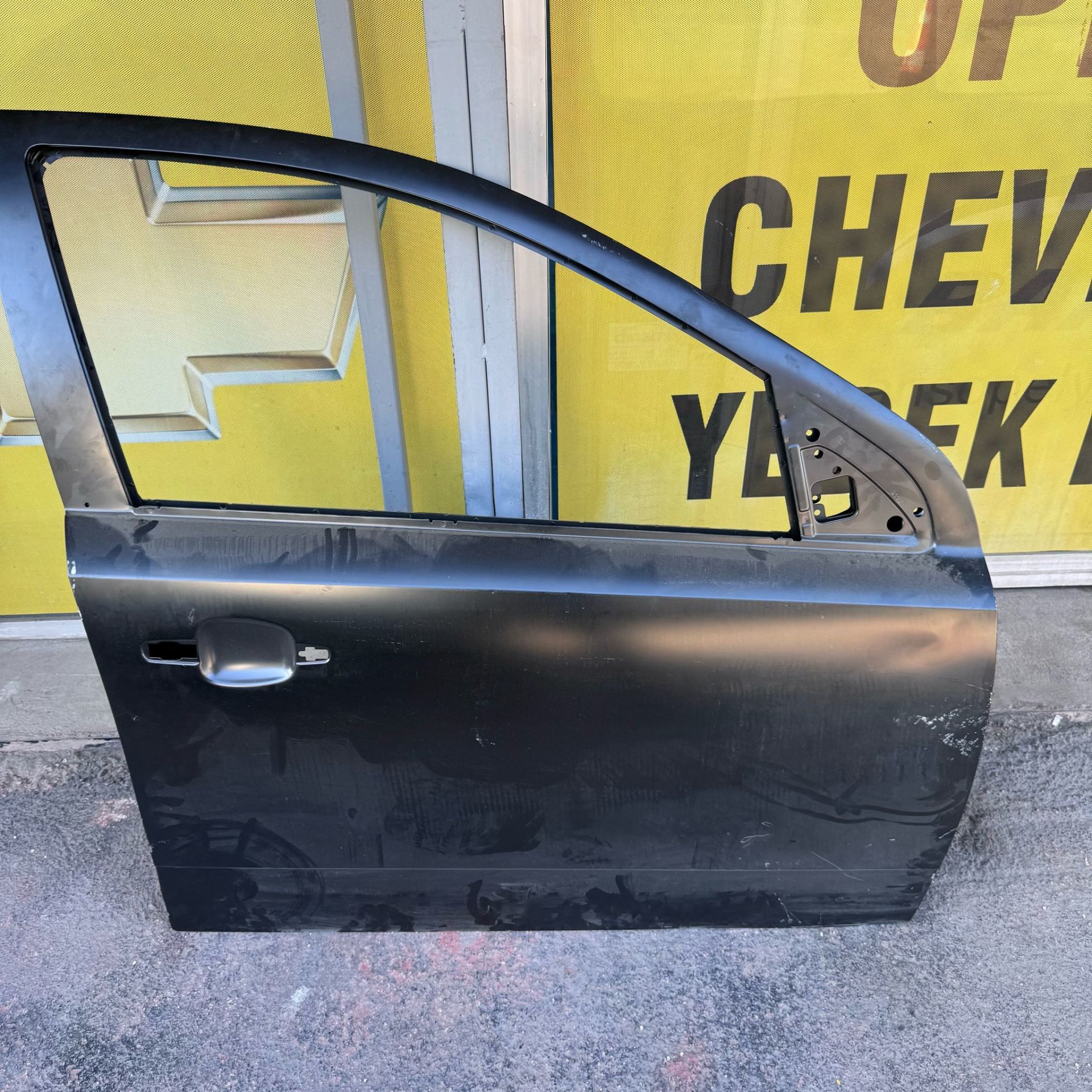 Opel Astra H Ön Kapı Sağ Gm Marka 13208422