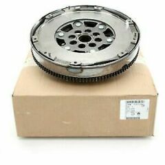 Opel Corsa E Volant 1,3 Di̇zel Gm Marka