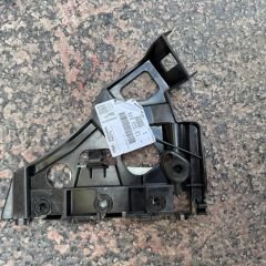 Opel Astra J Ön Sağ Tampon Braketi Makyajlı Kasa Orji̇nal Gm Marka 13368873