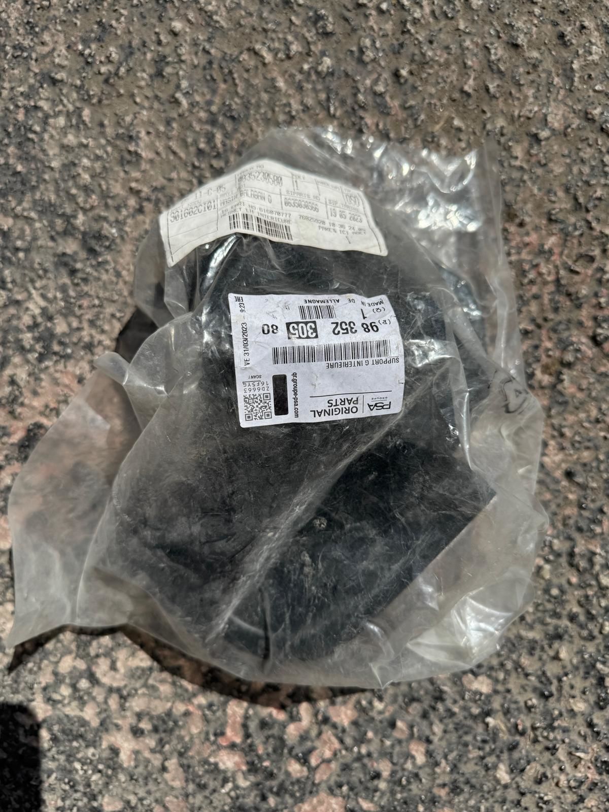 Opel Mokka B Sol Stop Alt Braketi Orjinal Gm Marka 9835230580