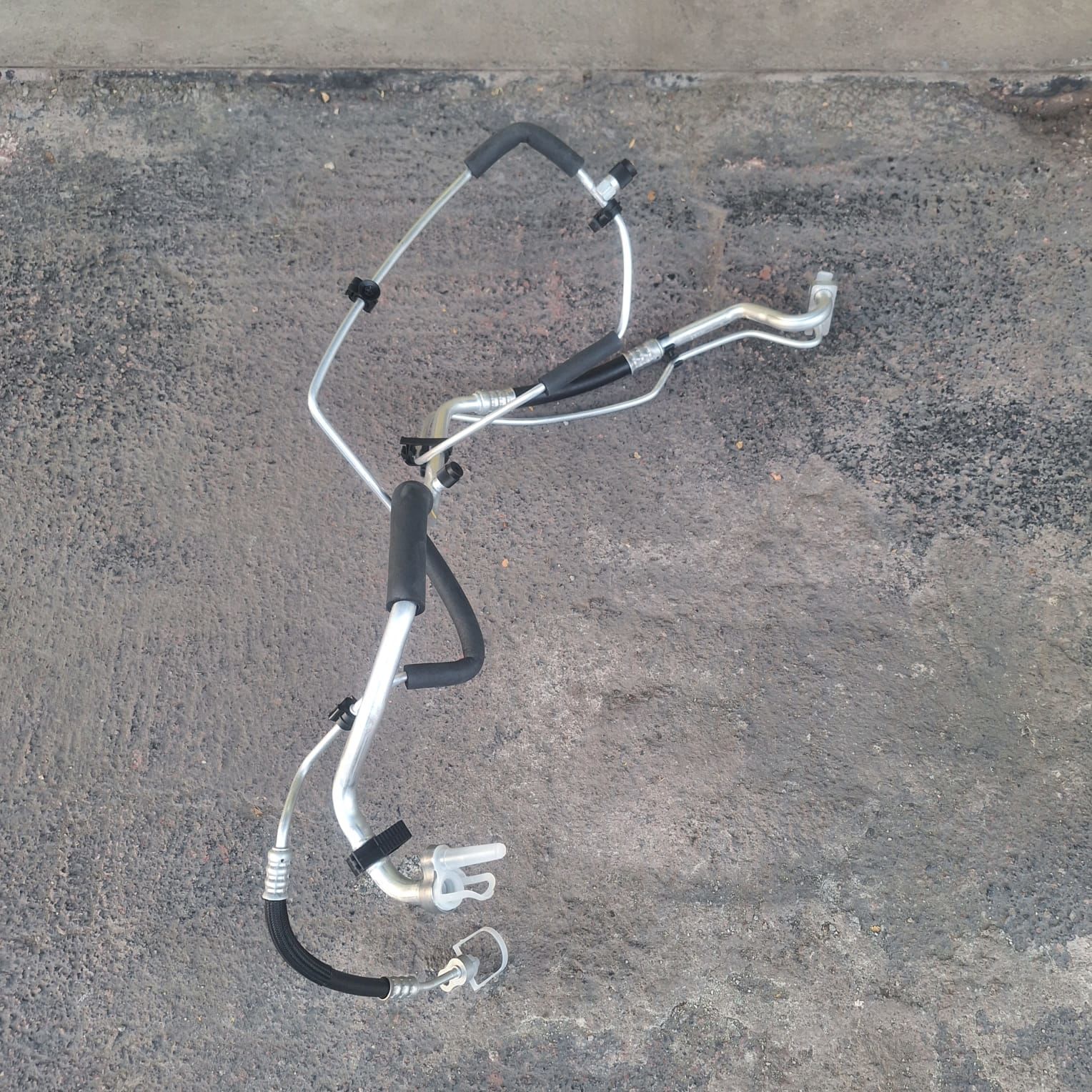 Opel Astra J Klima Borusu Komple Gm Marka