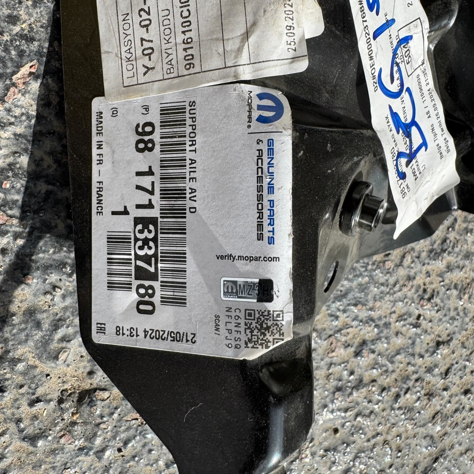 Citroen C5 Aircross Ön Sağ Çamurluk Bağlantı Ayağı Orjinal Gm Marka 9817133780