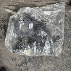 Peugeot Partner Sağ Cam Kri̇kosu (Elektri̇kli̇) Orjinal Gm Marka 9840175580