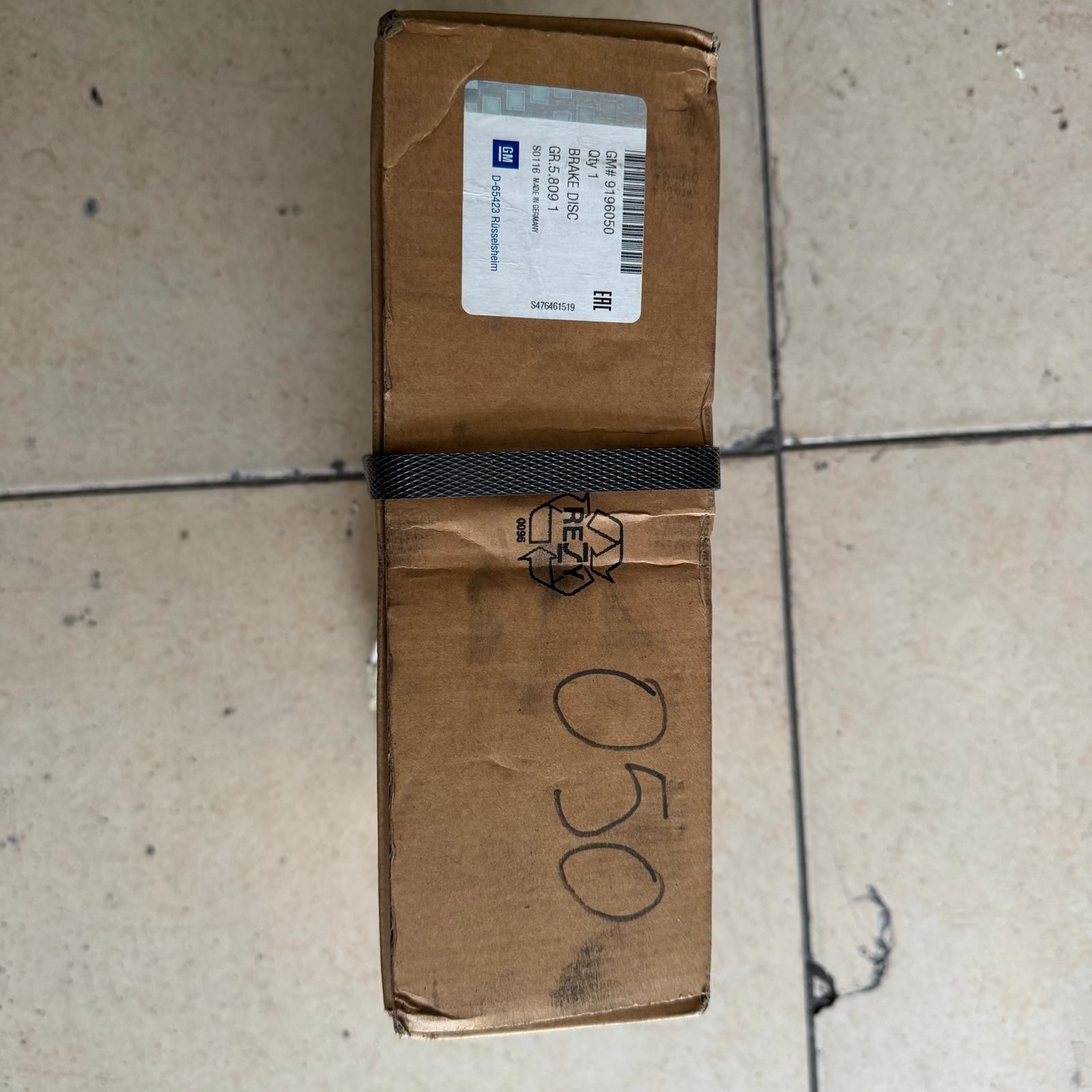 Opel Corsa C 1.3 Ön Fren Disk Aynası Orjinal Gm Marka  9196050