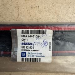 Opel Astra H Sağ Ön Kapı Çıtası Orijinal  Gm Marka 24461094