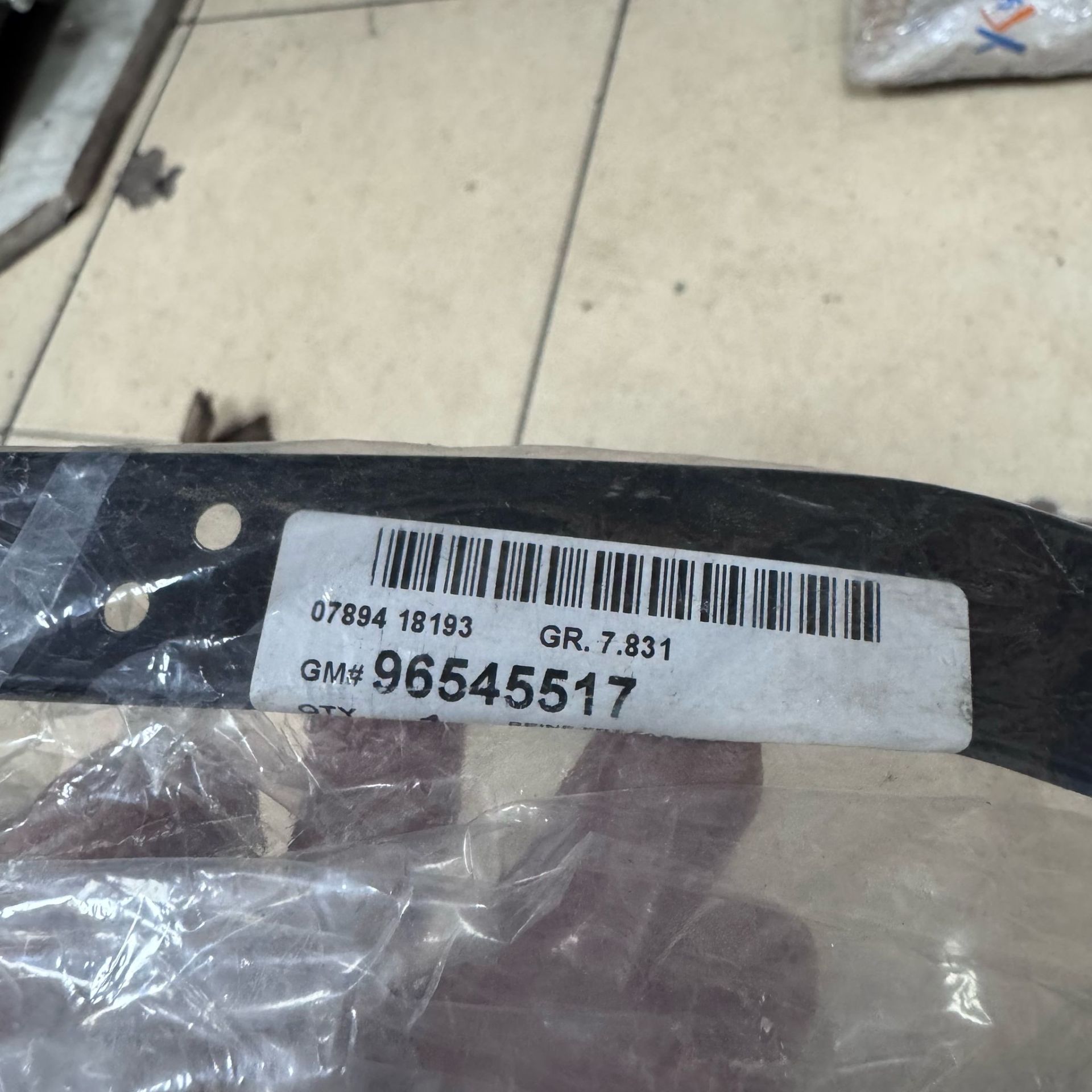 Chevrolet Lacetti HB Sol Ön Tampon Kızağı Orjinal Gm Marka 96545517