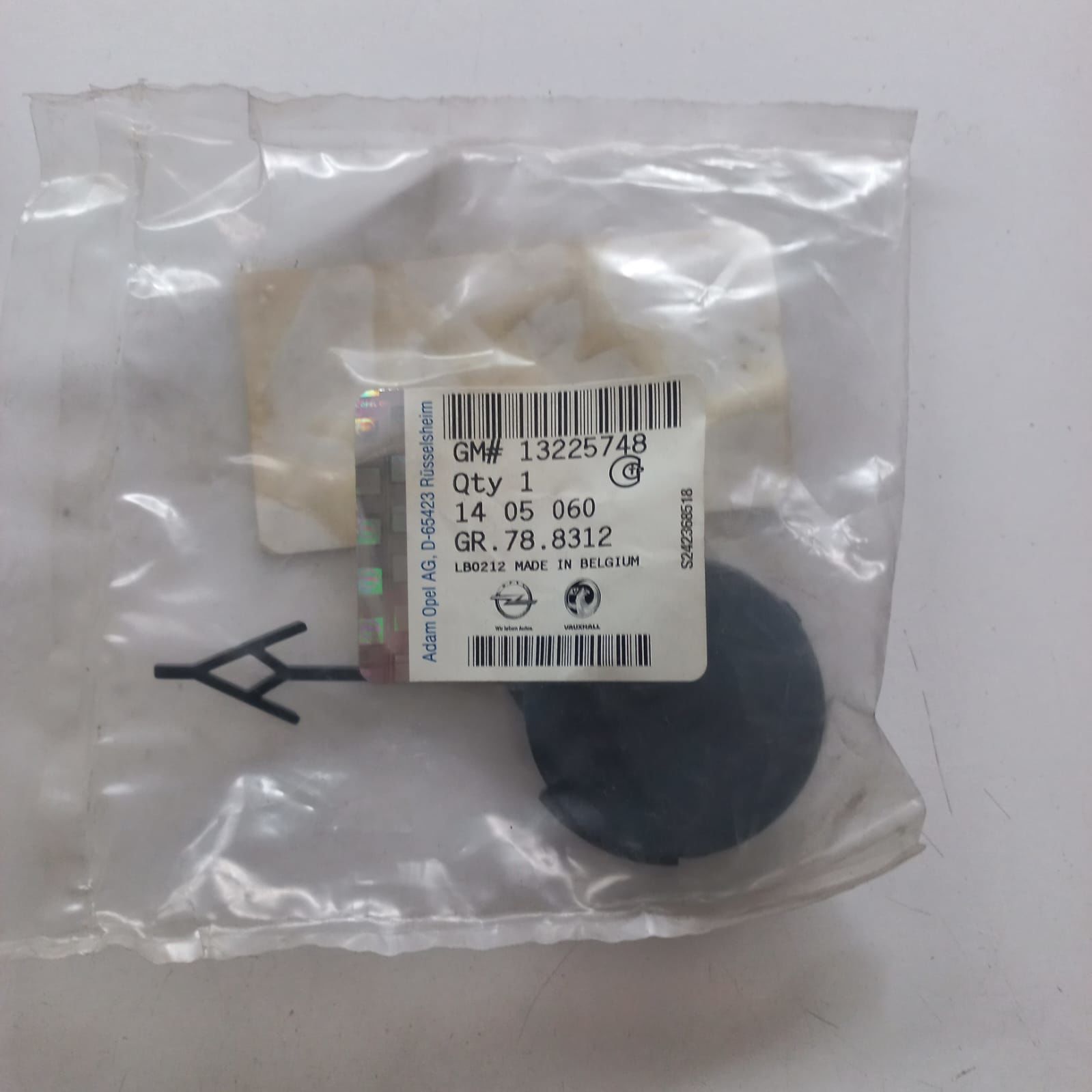 Opel Astra H 2007 Sonrası Ön Çeki Demir Kapağı Gm Marka