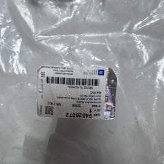 Chevrolet Captiva Arka Tampon Kaplama Braketi Orjinal Gm Marka 94526072