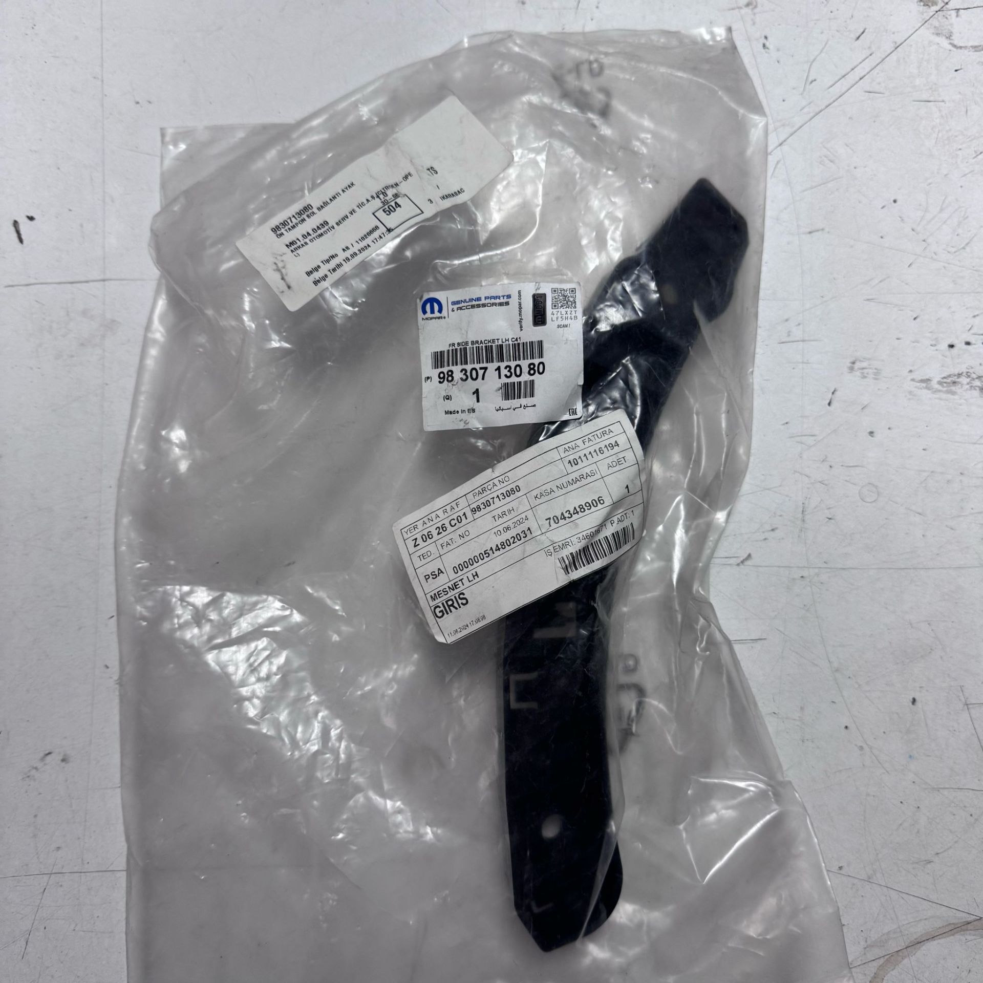 Citroen C4 Tampon Braketi̇ Ön Sol Orji̇nal Gm Marka 9830713080