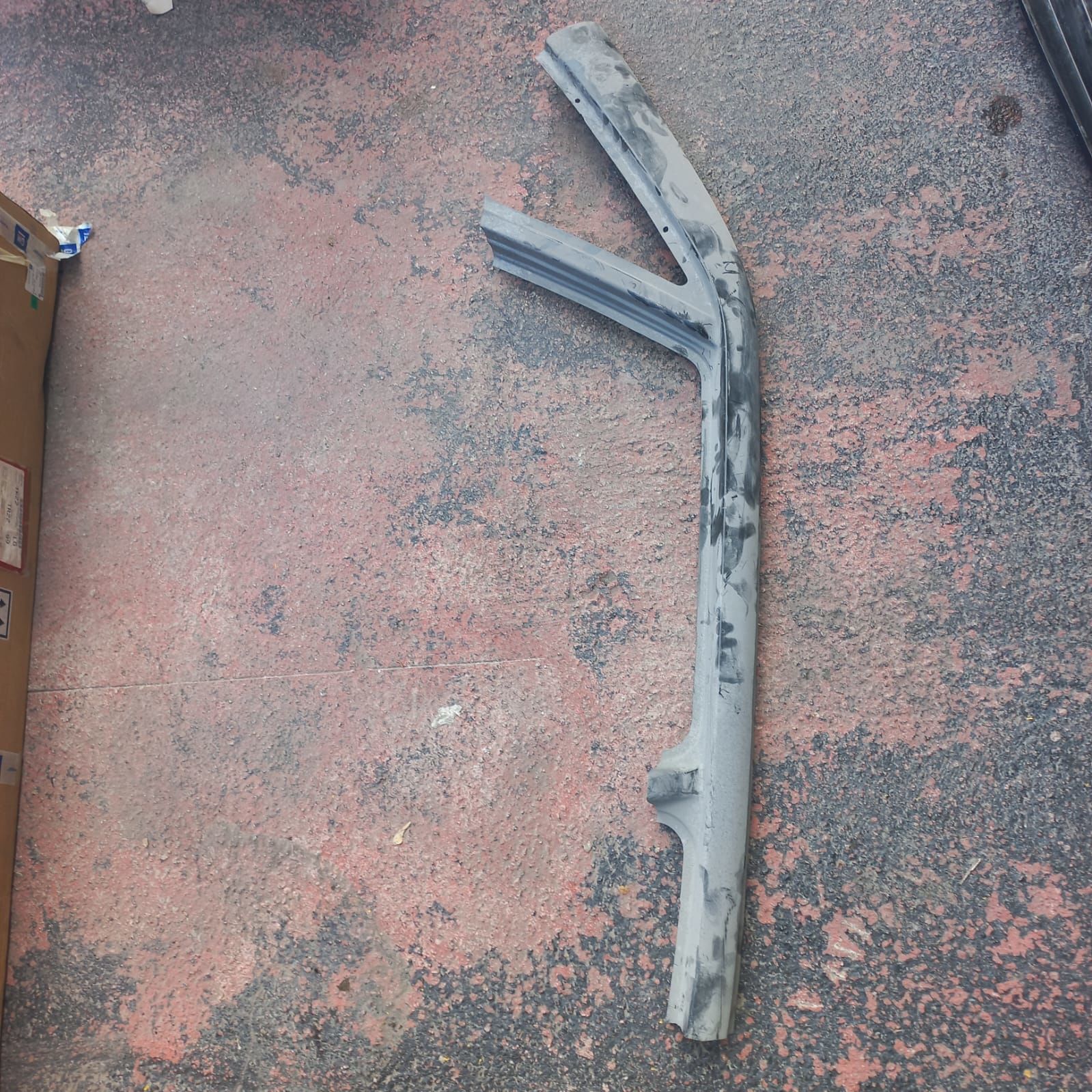 Opel Astra F Sedan Tavan Yan Sacı Sağ Gm Marka