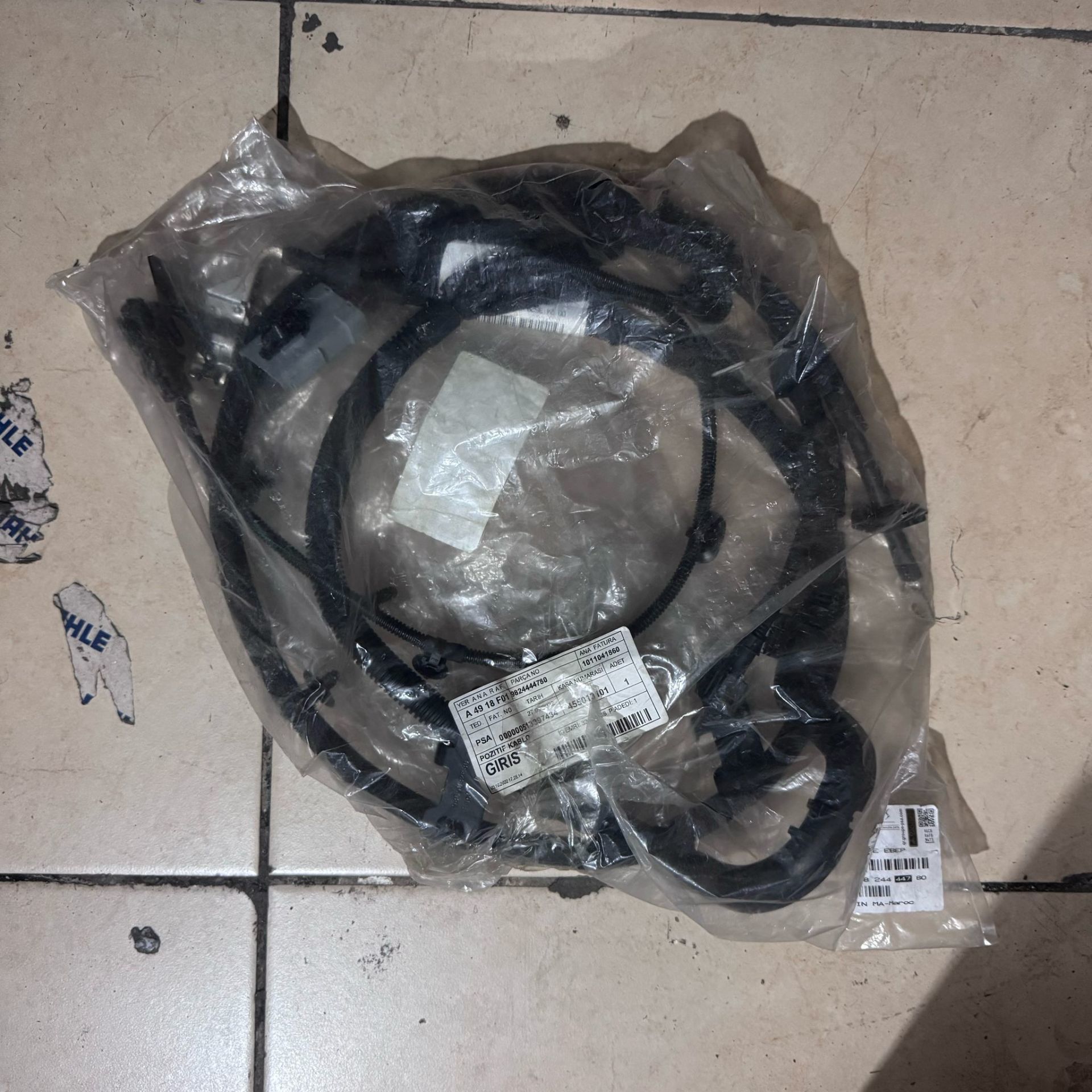Opel Corsa F Pozitif Kablo Orjinal Gm Marka 9824444780