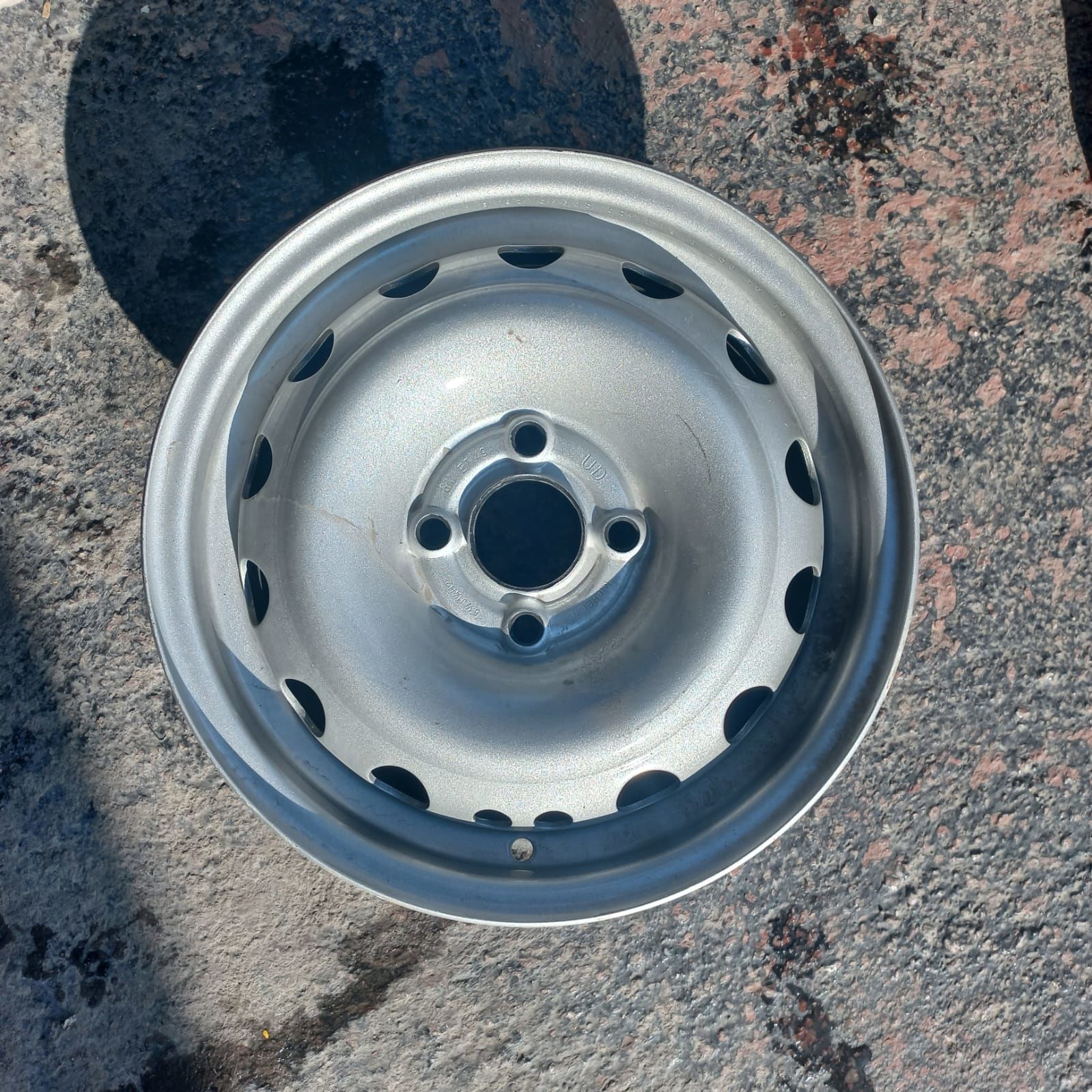 Opel Corsa C Sac Jant 5 1/2j X 14 Gm Marka
