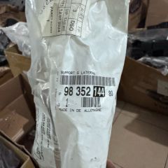Opel Mokka B Ön Tampon Braketi Sol Orjinal Gm Marka 9835214480