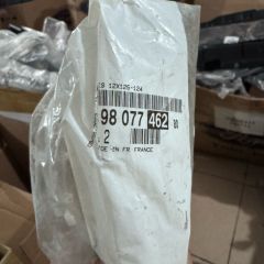 Opel Travers Bağlantı Civatası Orjinal Gm Marka 9807746280