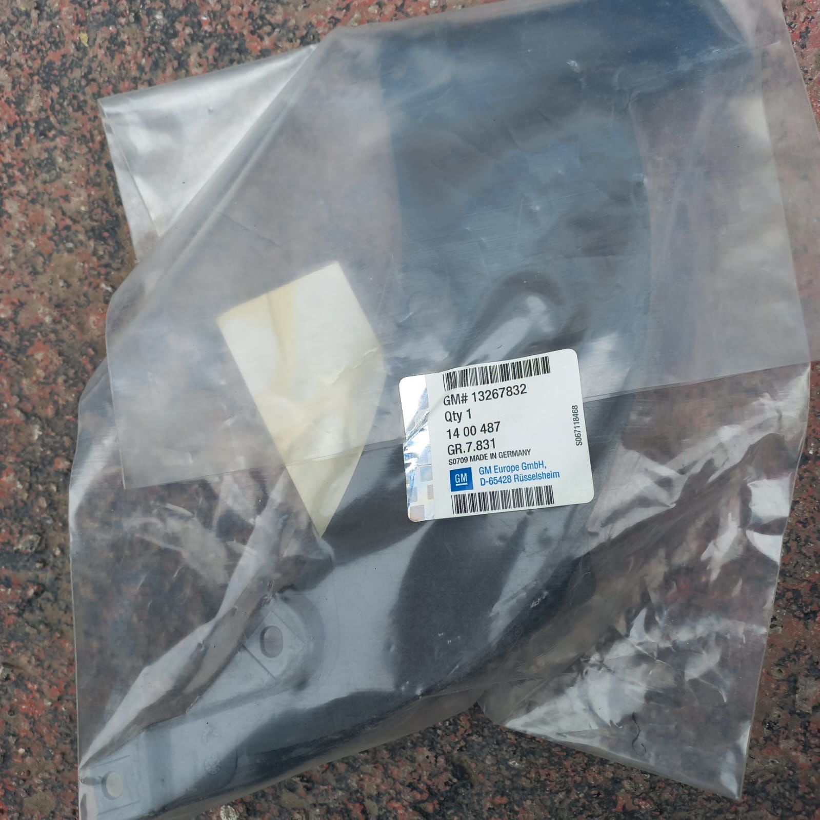 Opel Insignia A Opc Arka Tampon Alt Plasitği Sağ Gm Marka