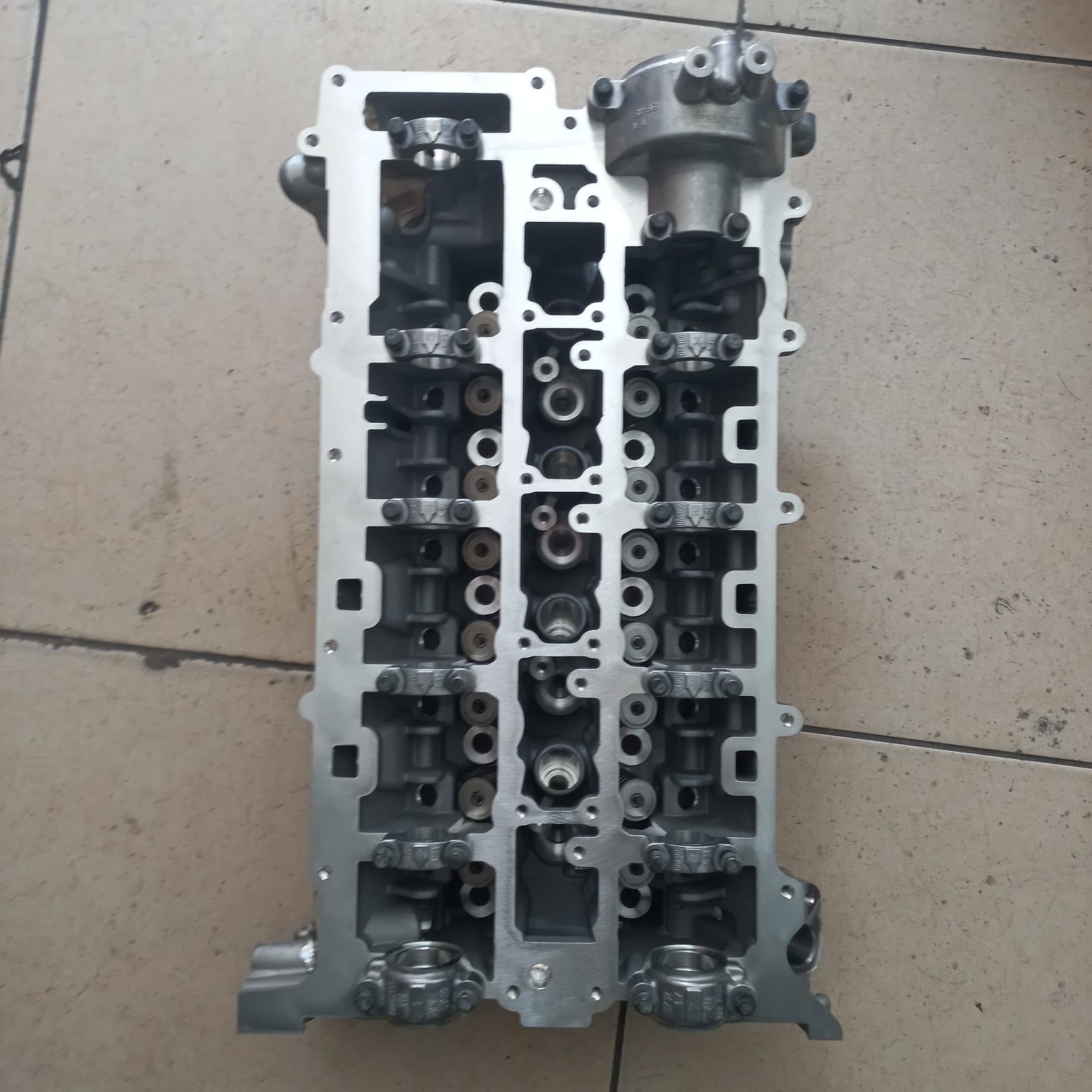 Opel Astra J 170 Beygi̇r 16xht Motor Si̇li̇ndi̇r Kapaği Gm Marka
