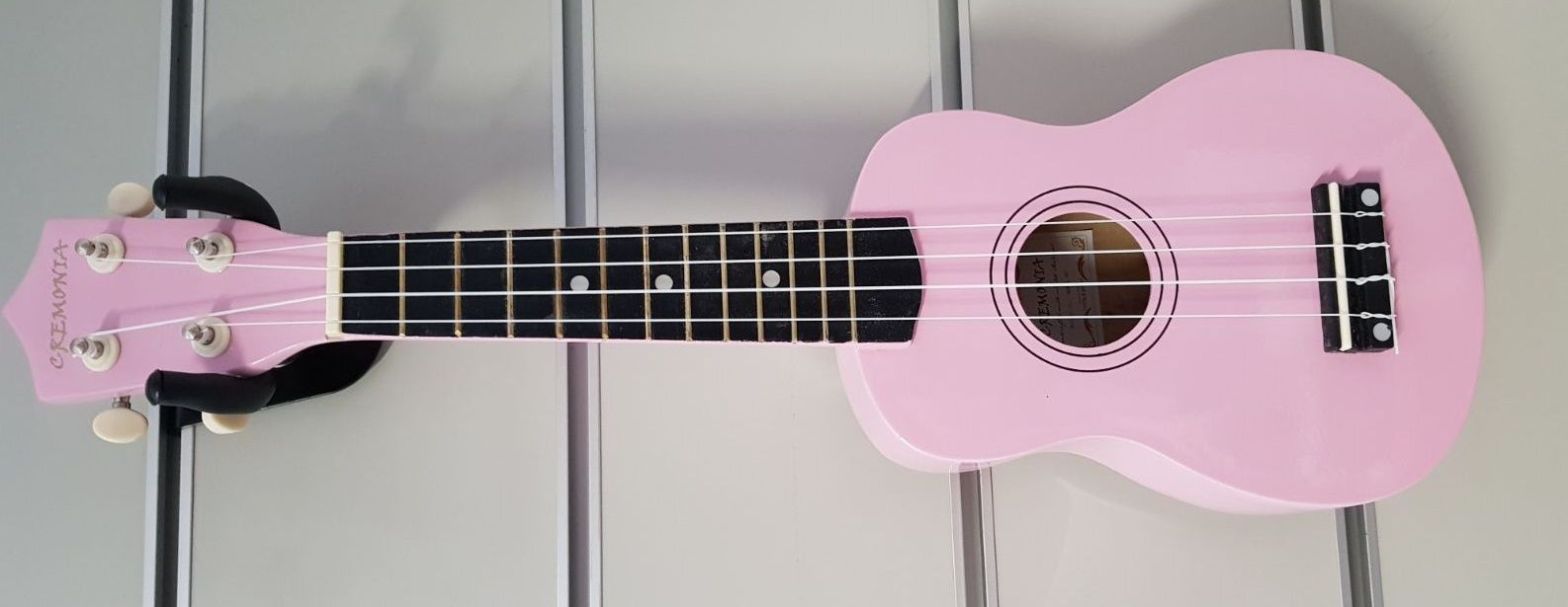 UKULELE 21'' PEMBE