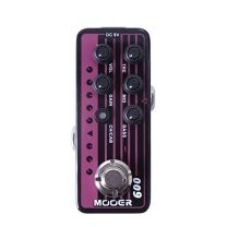 Mooer Blacknight 009 Preamp Pedalı